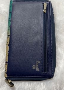 Baggit Elegant Mandala-Inspired Zip Wallet