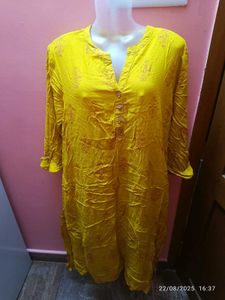 Xxl Avaasa Yellow Printed Kurta