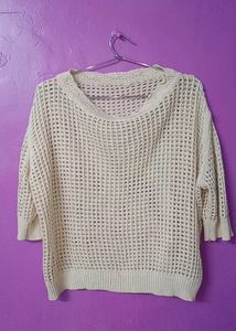 It's a Wollen Net Crop Top