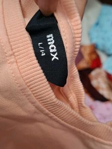Peach Graphic Sweatshirt