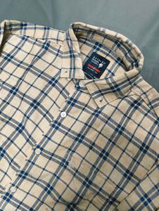 Men's Plaid Button-Down Shirt