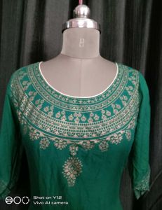 Emerald Green Printed Kurti With Dupatta 💚
