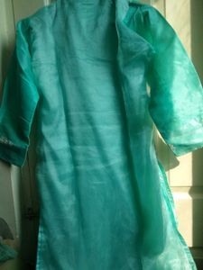 💝Elegant Embroidered Kurta💝