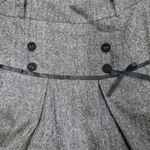 Chic Grey Skirt