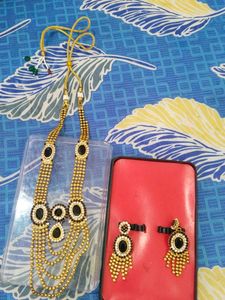 Elegant Necklace & Earring Set