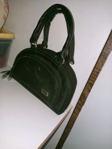 Combo Of Two Black Bags💓