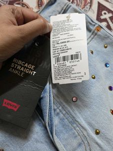 Levi&#39;s Embellished Jeans