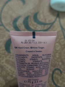 Oriflame Glow Essentials Hand Cream