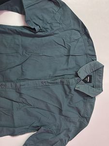 Men's Casual Button-Down Shirt