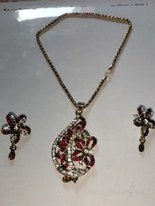 PENDENT SET
