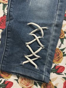 Shinchan Jeans