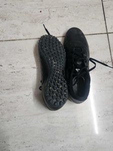 Black football Shoes