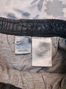 streetwear Nike grey parachute pants