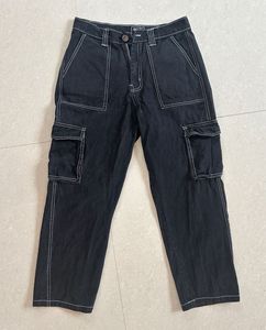 Black Cargo Pants with Contrast Stitching - FUGAZE
