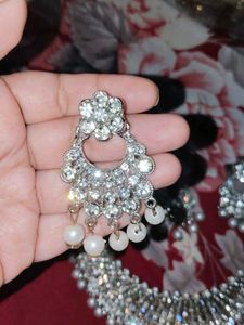 Jewellery Set With Maang Tika