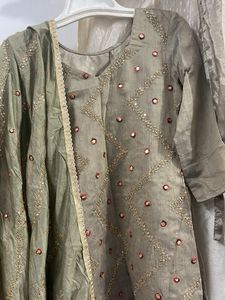 Elegant greyish golden Kurta Set