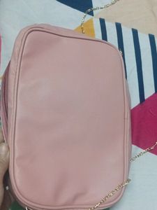 Sling Bag With Luxurious Quality