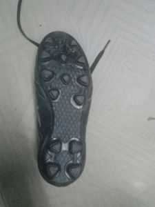 Vector X Football Shoes (Size 3)