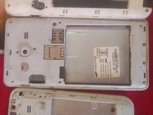 Dead Scrap Phones For Parts Use