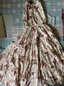 Full Length Sleeveless Gown