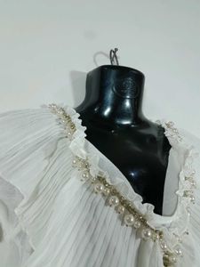 Off White Top Women&#39;s