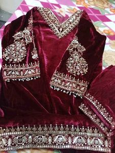 Elegant Maroon Velvet Salwar Kameez