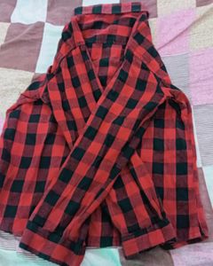 Black And Red Shirt Women