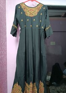 ⭕ Sale  ⭕Embroidery  Gown