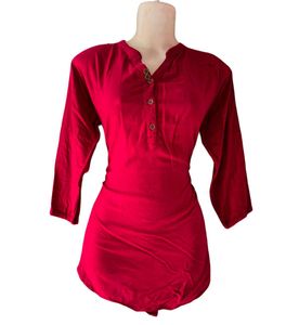 Red 3/4 Sleeve Top
