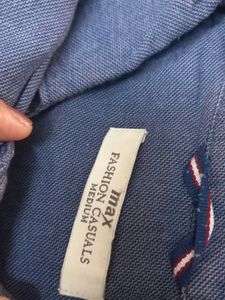 Preloved Shirt denim Blue Color  ( some Color change Seen At One CupLink