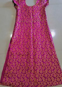 Elegant Kurta with skirt set of 2