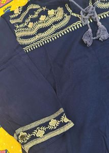 Navy Blue Top👕