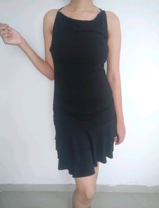 New Party Wear Classy Black Mid Dress... Unused..B