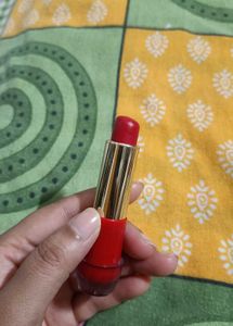 combo pack of lipstick, lip liner , lipgloss, liqu