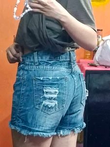 Blue Distressed Women Shorts 🩳