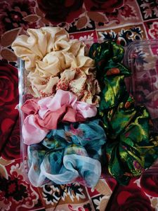 Colorful Scrunchie Set