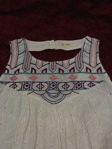 White Top And Never Used