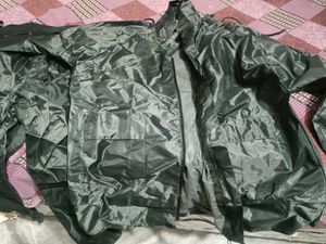 RAIN COAT