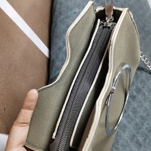 lLeather bag with a very good condition