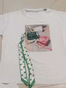 Graphic Print Tee with Scarf