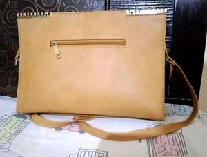 Women Handbag ,  4 Compartments , Totally New Unus