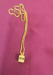 Kabba Pendant With Chain
