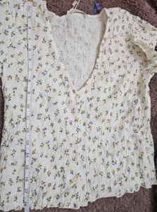 MANGO Women Cropped Top