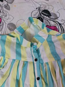 New Unused Beautiful Up&amp; Down Style Top