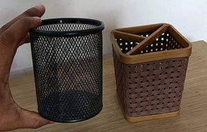 Plastice &amp; iron Cuttlery Stand