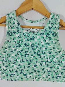 Green Printed Active Wear Top For Girl&#39;s