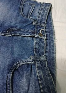 Red crop top With Denim Shorts