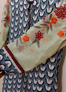 Printed Kurta With Stylish Sleeves