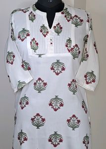 Brand New Women&#39;s Short Kurti - White Colour