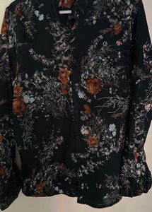 Floral Print Slim Fit Opaque Cotton Casual Shirt